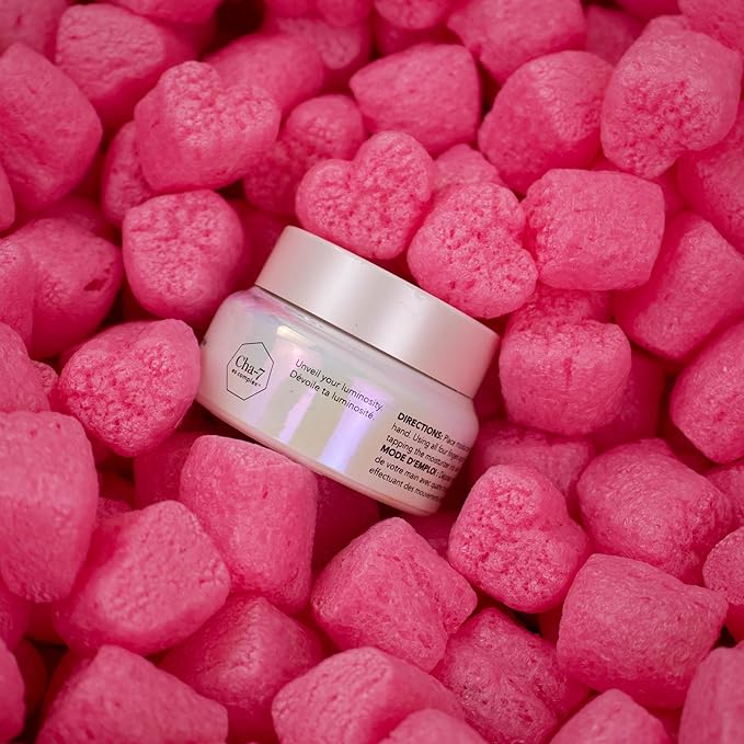 Magicwater Supply - .25 Cu Ft - Pink Heart Shaped Recycled Anti Static Packing Peanuts - Compostable & Biodegradable Cushion for Shipping - Dust-Free & Abrasion Resistant - Void Filler